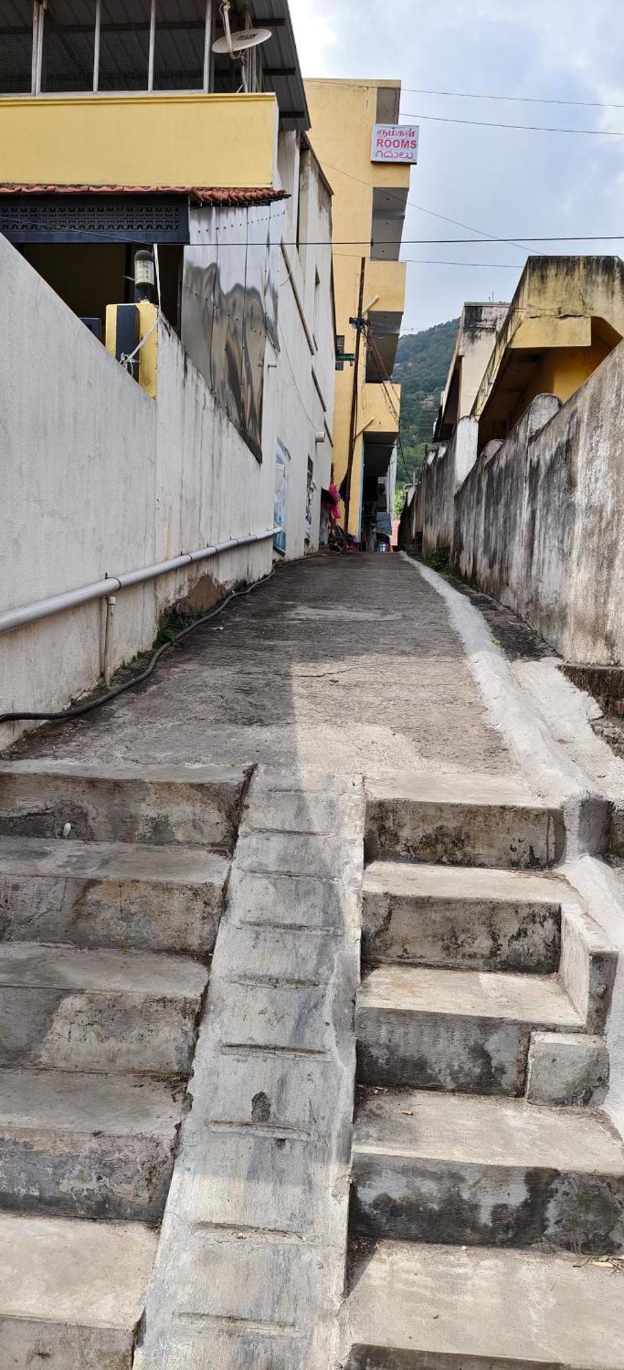 Sri Annai Home Stay I Tiruvannamalai Bagian luar foto